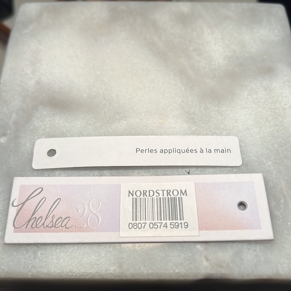 Chelsea28 by Nordstrom convertible wristlet, NWT. - Picture 9 of 12